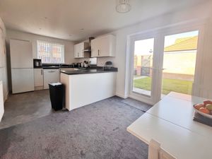 Photo 16- click for photo gallery